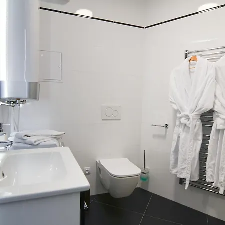 Astrid Apartment