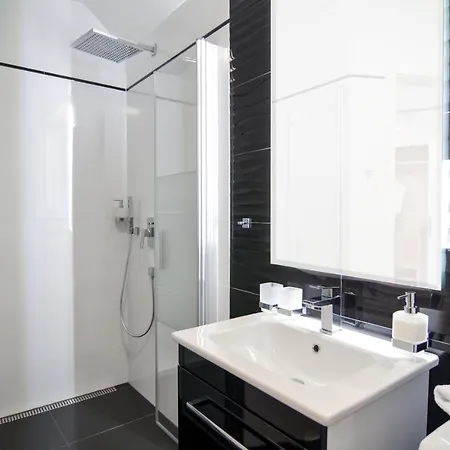 Astrid Apartament *